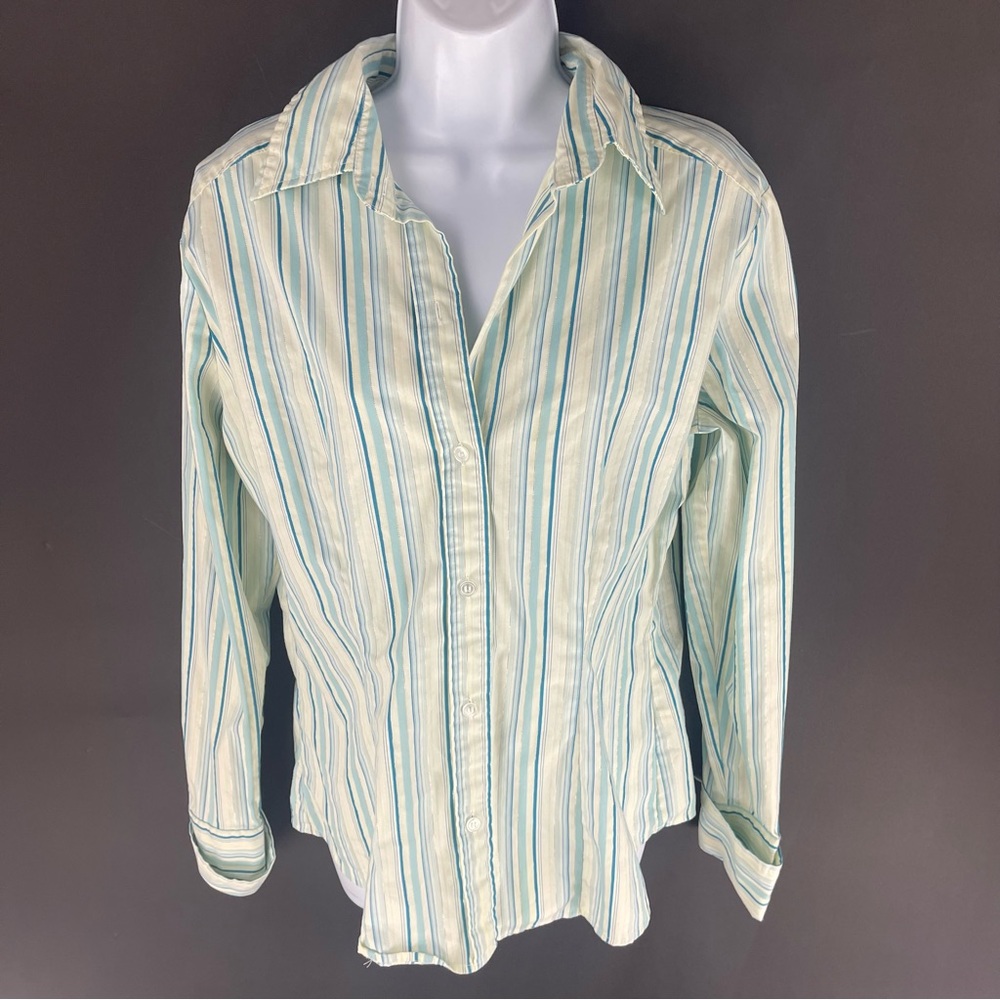 New York & Co Women’s Green White Top L